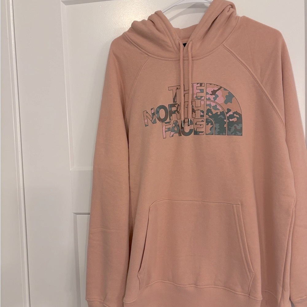 THE NORTH FACE HOODIE WOMEN SIZE 2XL
COLOR MELON  NEW STYLE